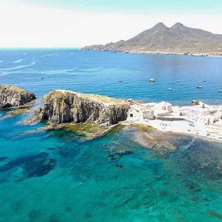 El Velero La Isleta Junto Al Mar Buceo Parking La Isleta del Moro